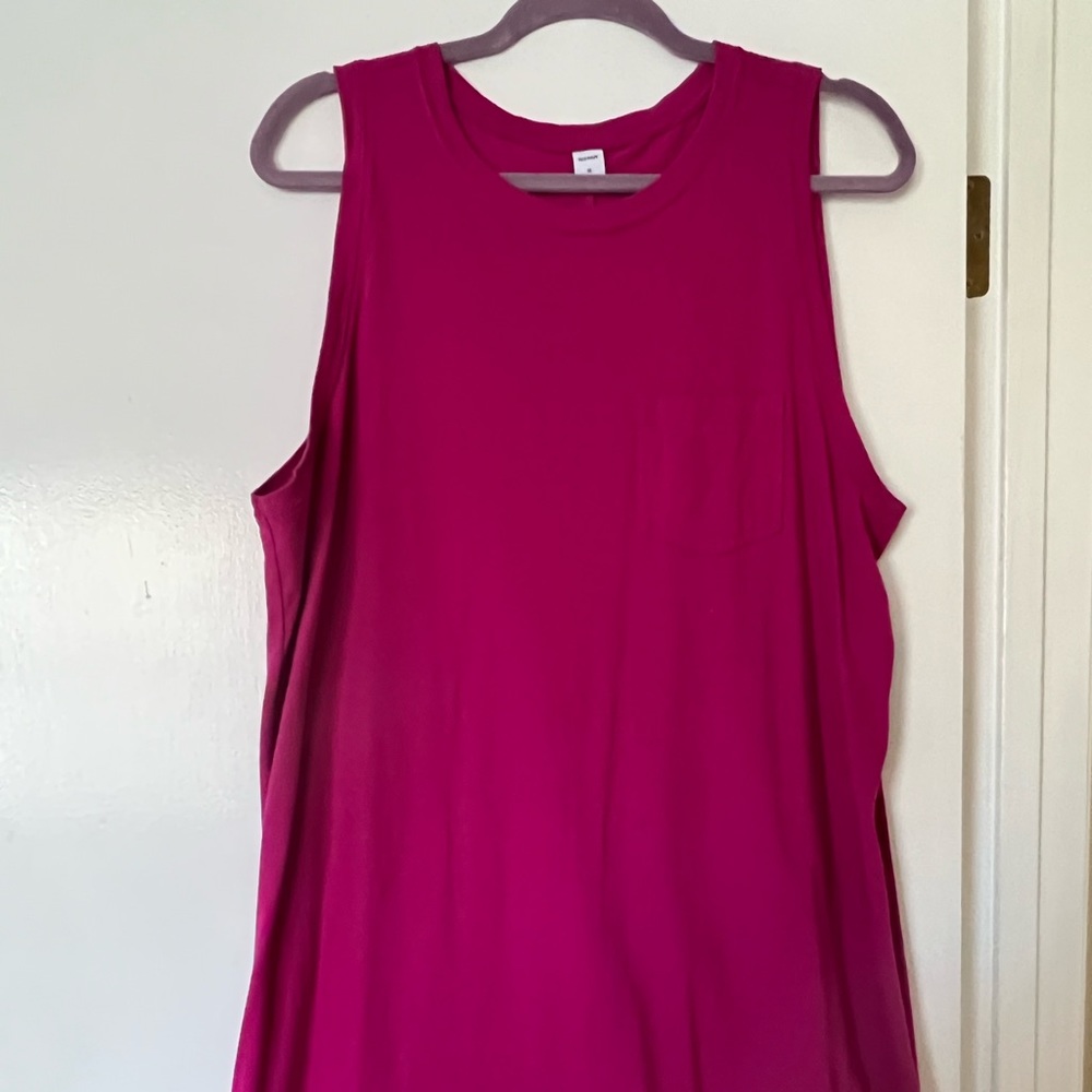 Old Navy sleeveless t-shirt dress